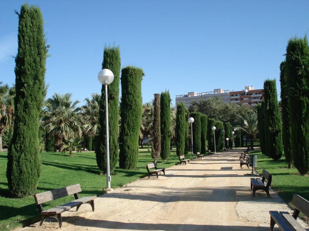 30-3- Бюджетная Комната В Квартире Для 2 Человека, Alicante Apartment ภายนอก รูปภาพ